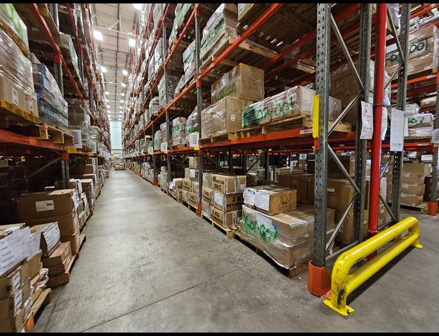 8,459M² WAREHOUSE TO LET IN RIVERHORSE VALLEY